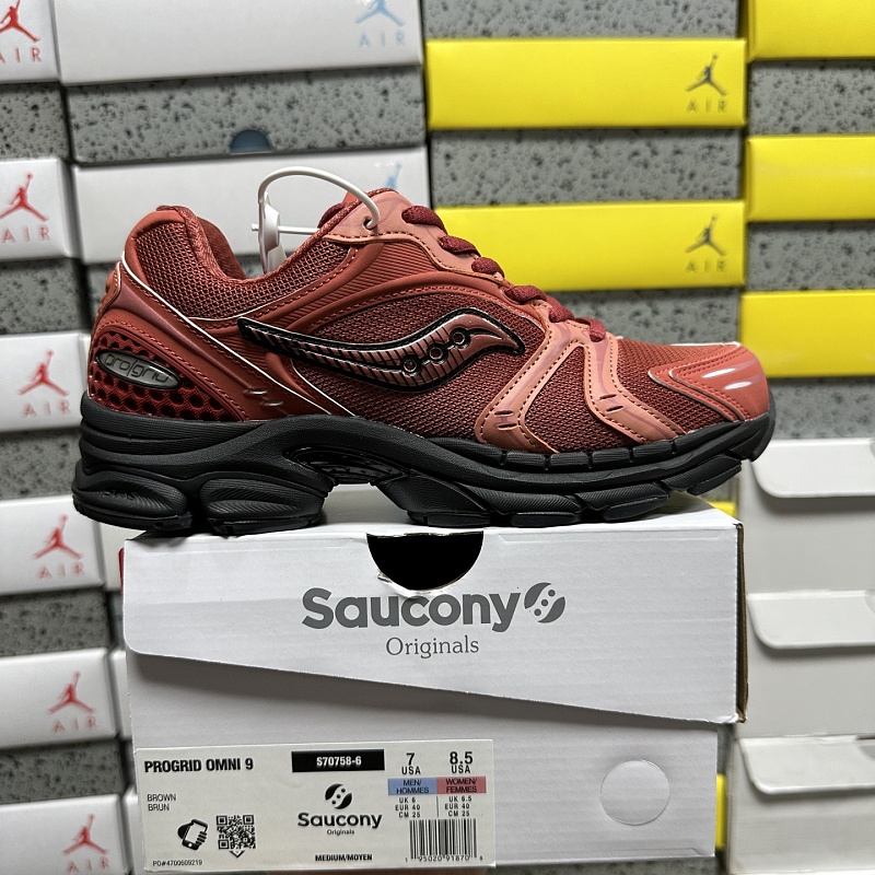 【YO Batch】ProGrid Triumph 4 （36-45）S70758-6