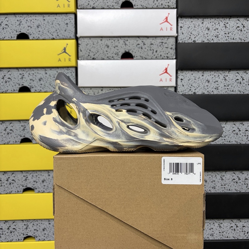 【LW Batch】 Foam RNNR 36-48 洞洞鞋 迷彩 GV7904
