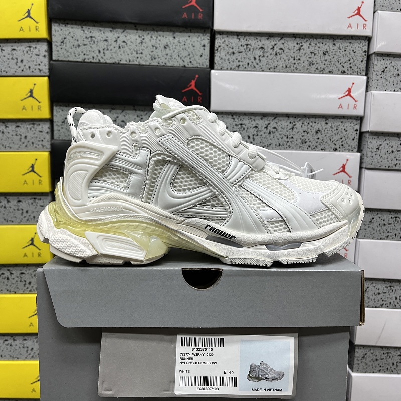 【GO Batch】 Runner7.5 35-46 0120 白色