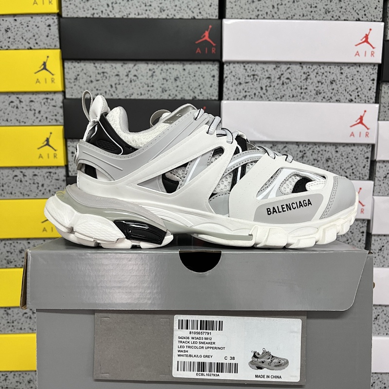 【OK Batch】BLCG Sneaker Tess 3.0 35-46 白灰 9812