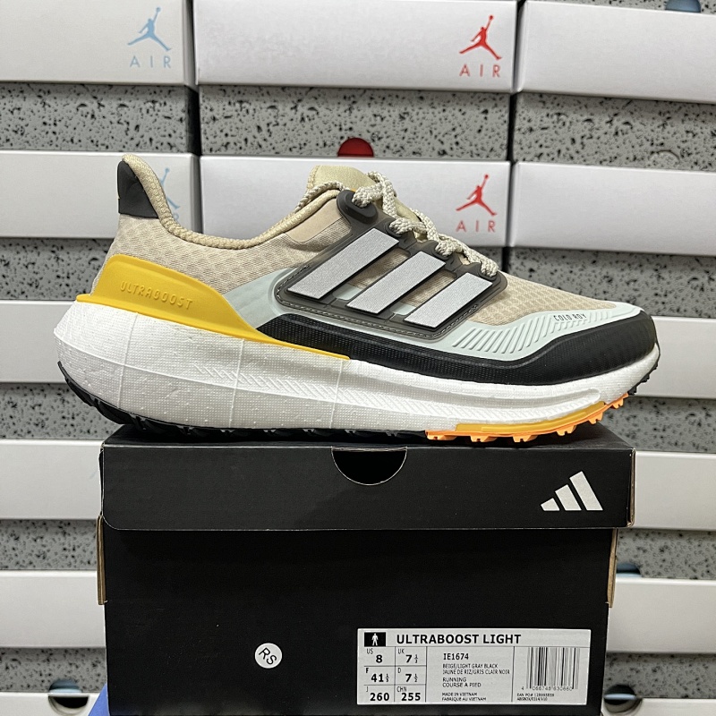 【RS Batch】 Ultraboost LIGHT 39-45 IE1674