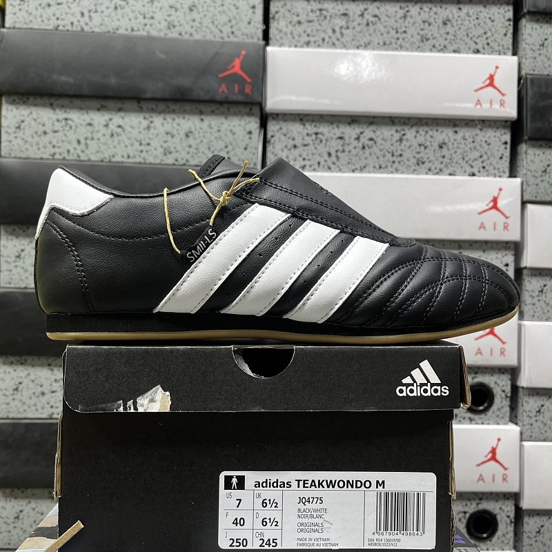 【ZG Batch】TEAKWONDO JQ4775 36-45