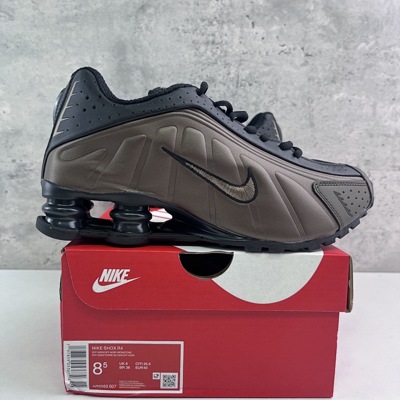 【WM Batch】Shox R4 36-45 黑棕 AR3565-007