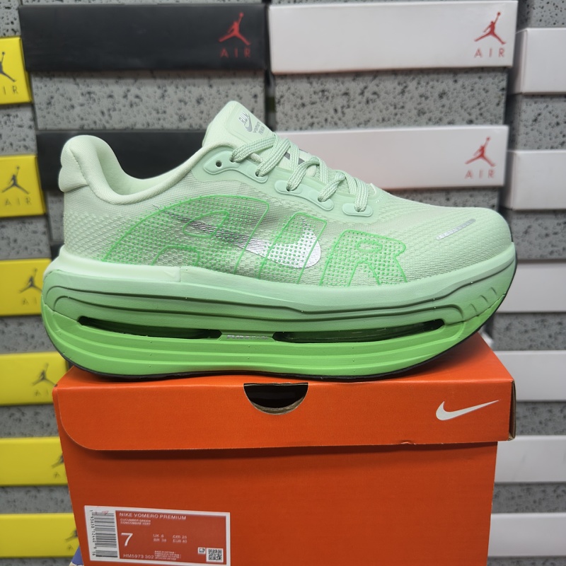 【5A Batch】VOMERO PREMIUM 36-46 HM5973-302