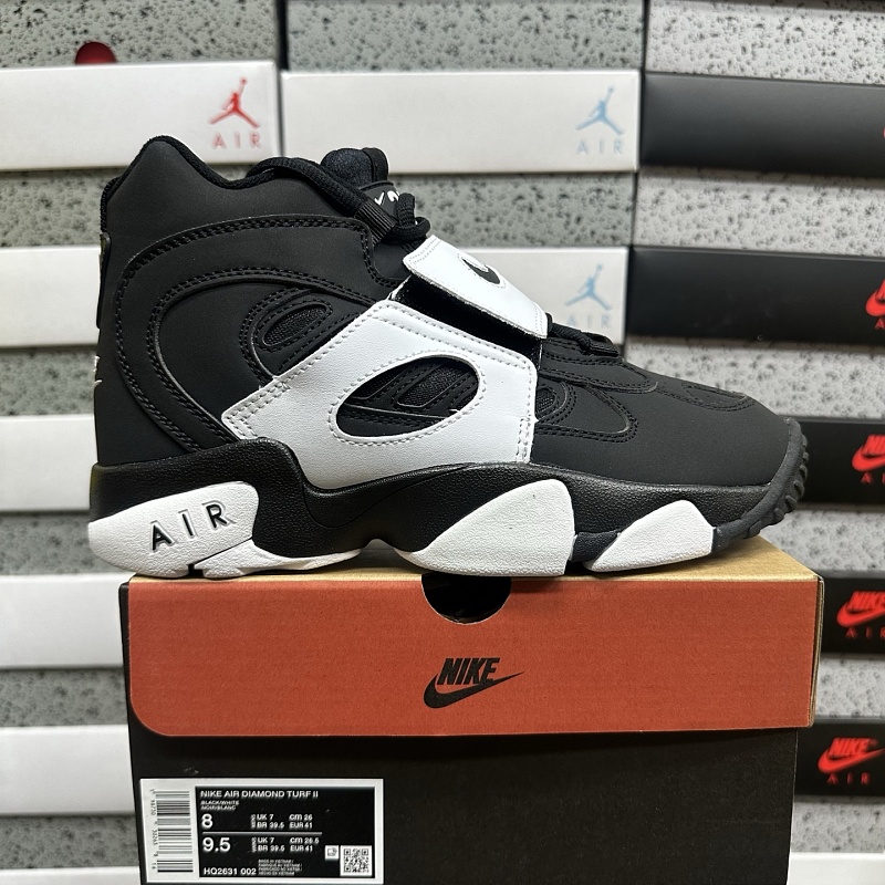 【EG Bach】AIR DIAMOND TURF II 40-45 HQ2631-002