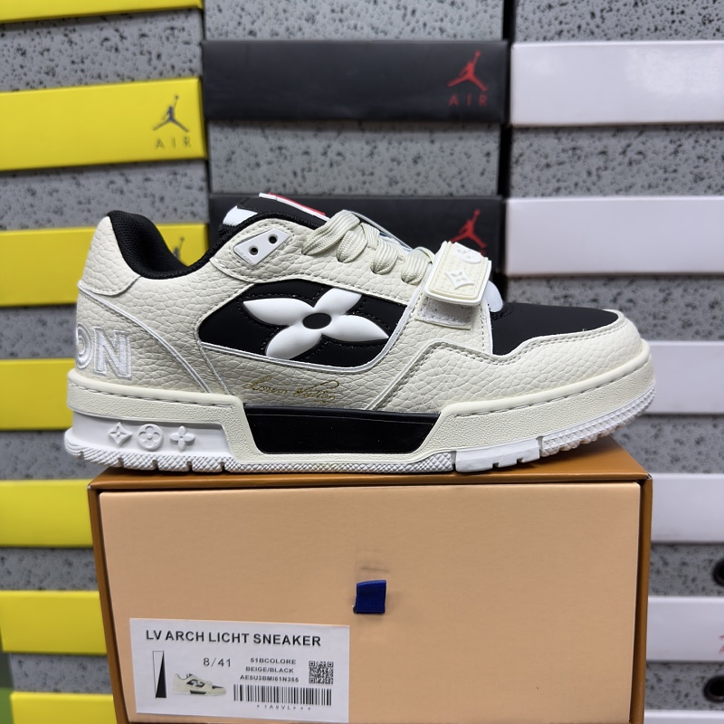 【BD Batch】Trainer 36-45 四叶草 白黑
