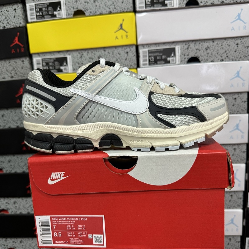 【Z Batch】 Batch NK AirZoomVomero5 夜光 白黑色 FN769-110