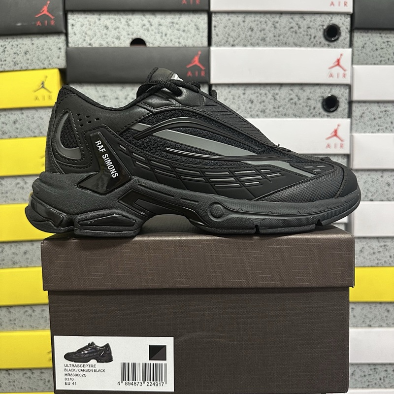 【WM Batch】RAF SIMONS RESPONSE TRAIL 黑色 HR830002S 39-45