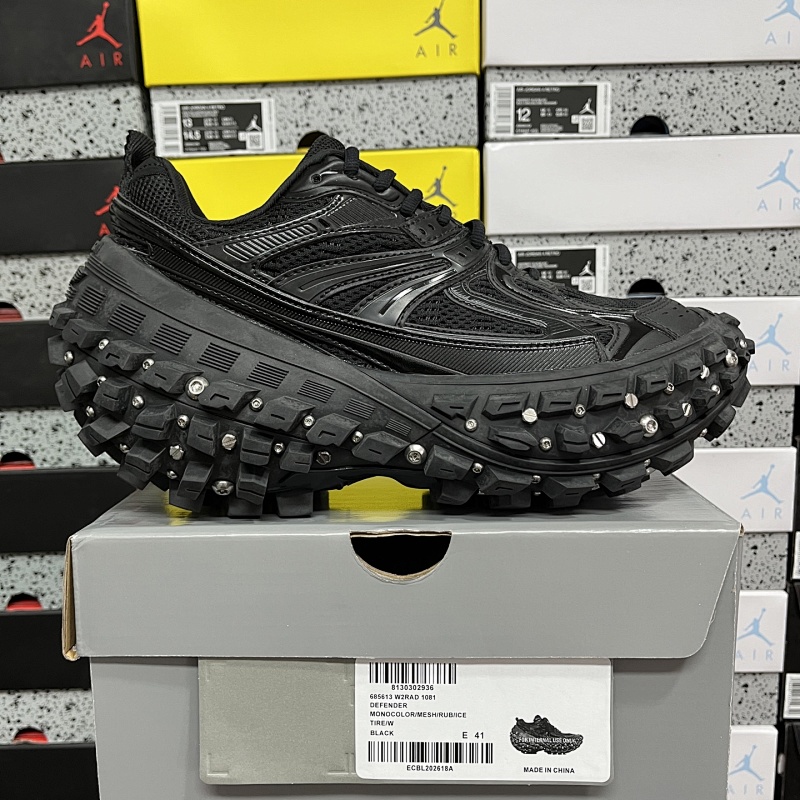 XA Batch Defender Rubber Platform 35-46 黑色铆钉 D1081