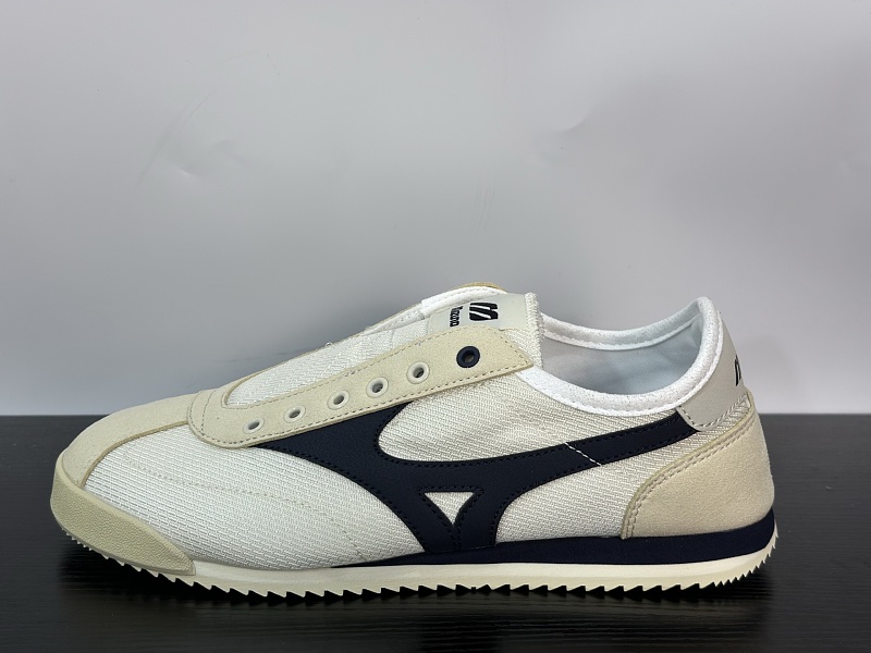 【XY Batch】LG 60S SLIP-ON 36-45 D1GH240205