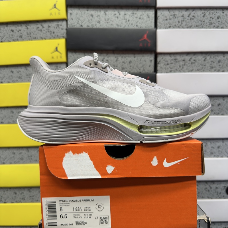 【H11 Batch】PEGASUS PREMIUM 36-39 IM2543-001 36-39