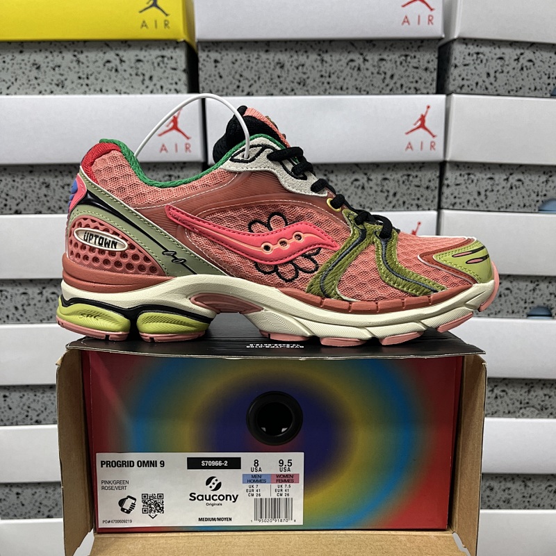 【YO Batch】ProGrid Triumph 4 OMNI9 （36-45）S70966-2彩色
