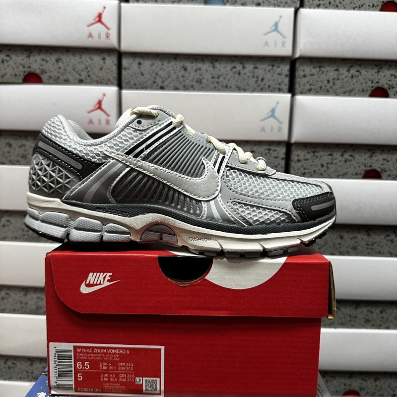 【Z Batch】 NK AirZoomVomero5 米灰色 FD9919-001