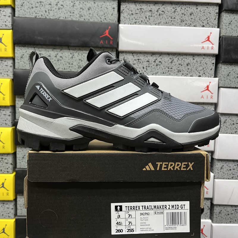 【BD Batch】TERREX SKYCHASER AX5 40-45 IH2795
