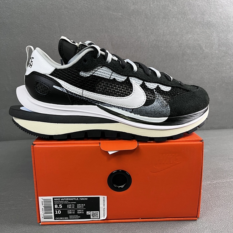 M Batch Sacai X NK vaporWaffle 华夫三代3.0 CV1363-001 黑白