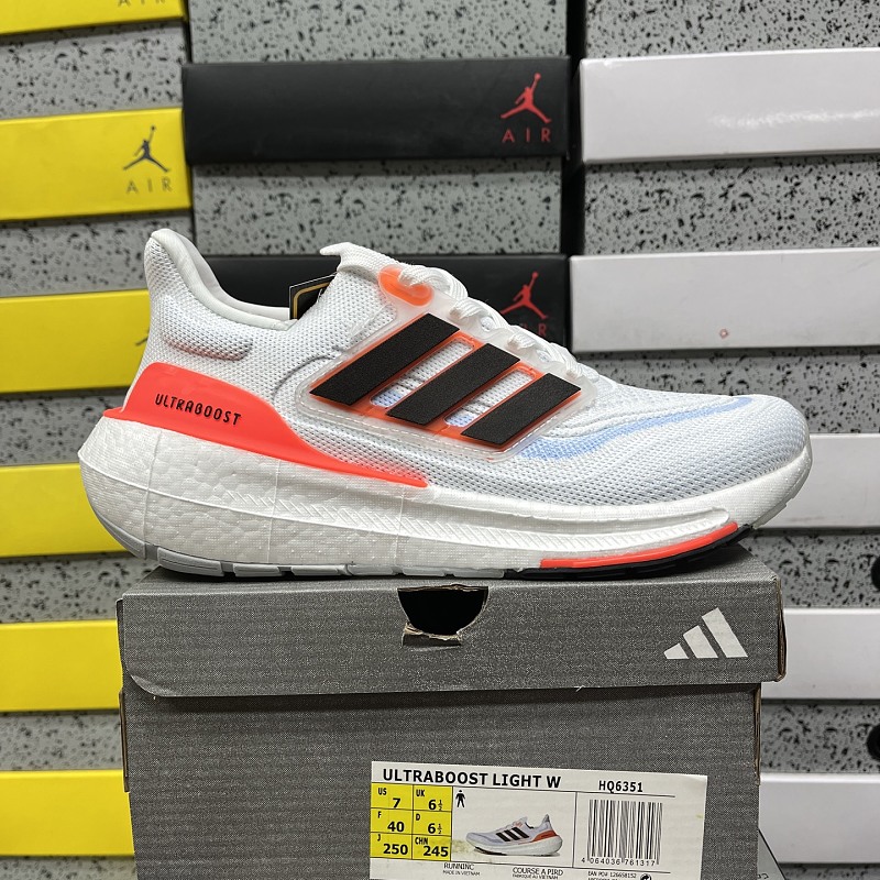 【WZ Batch】Ultraboost Light（36-45）HQ6351