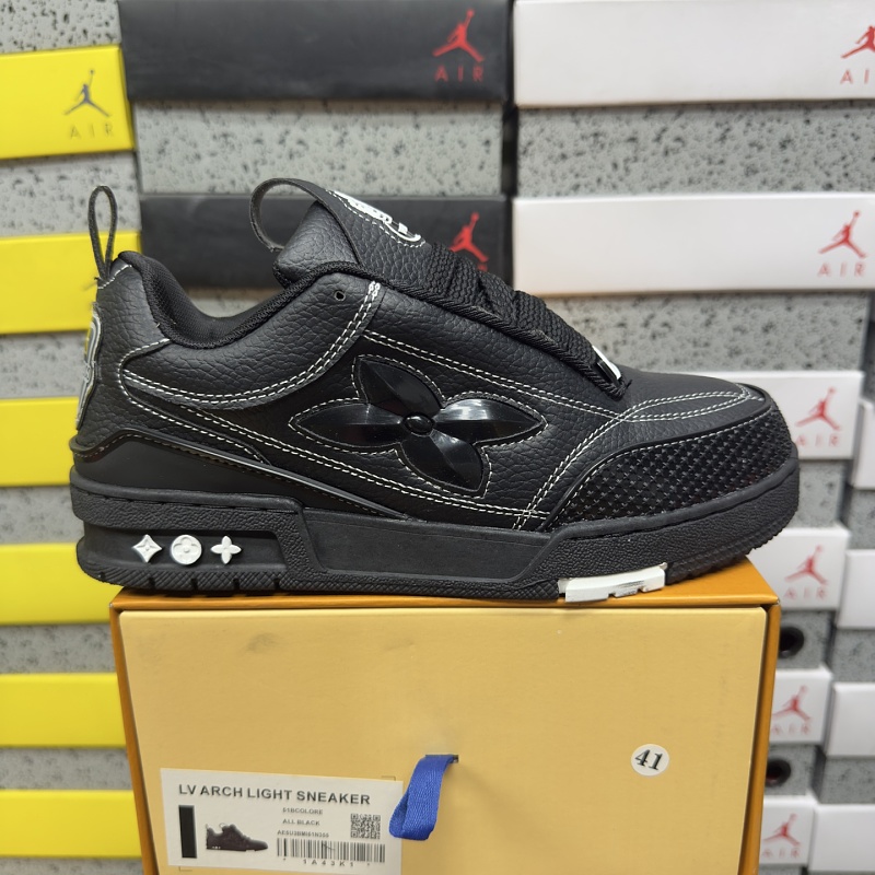 【BD Batch】Trail Sneaker SK8 36-45 ALL BLACK 黑白四叶草