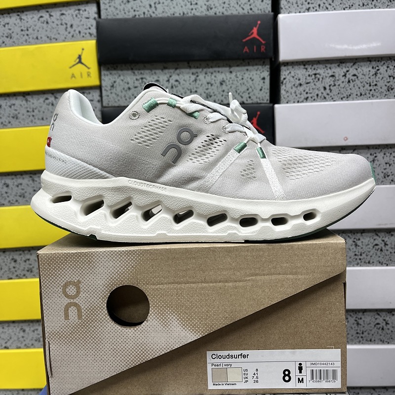 【EG Batch】Cloudsurfer 36-45 3MD10442143