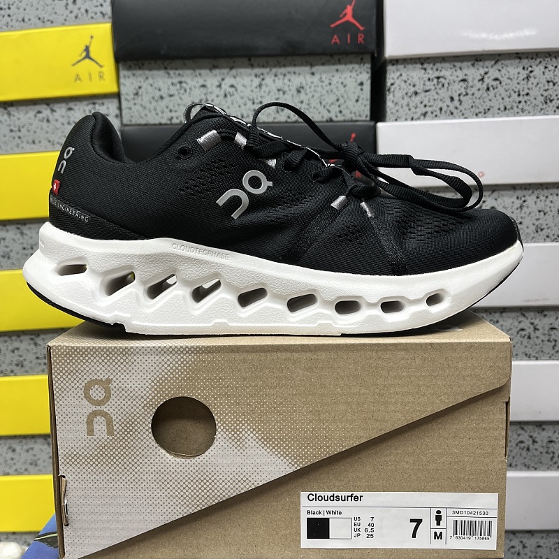 【EG Batch】Cloudsurfer 36-45 3MD10421530