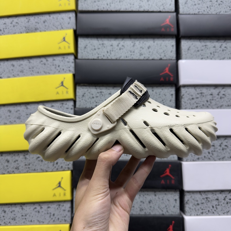 【H Batch】Crocs 波波（偏大） 骨白黑 M4-M11