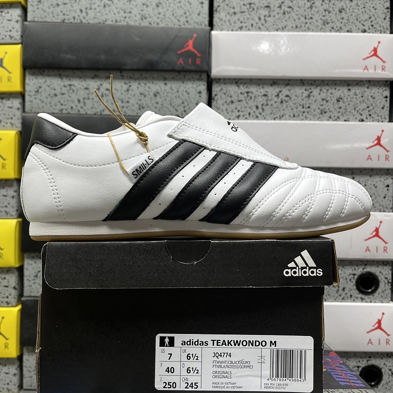 【ZG Batch】TEAKWONDO JQ4774 36-45