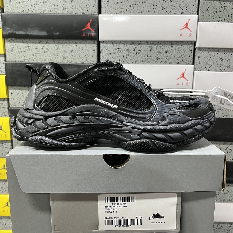 【GO版】Triple S.2 Triple s 2 36-46 5849 黑色