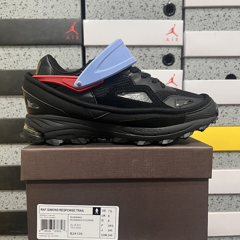 【WM Batch】RAF SIMONS RESPONSE TRAIL 黑蓝红 B24109 39-45